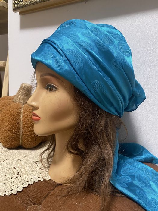 chusta kwadrat Sinem