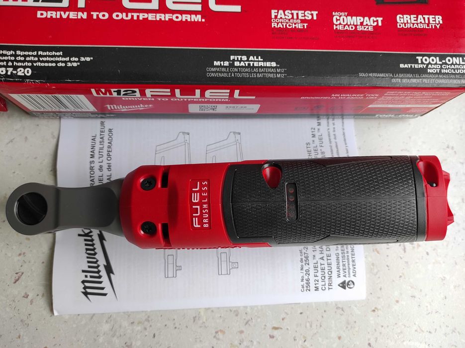 Аккумуляторная угловая трещетка 3/8" Milwaukee M12 2567-20 (FHIR38-0)