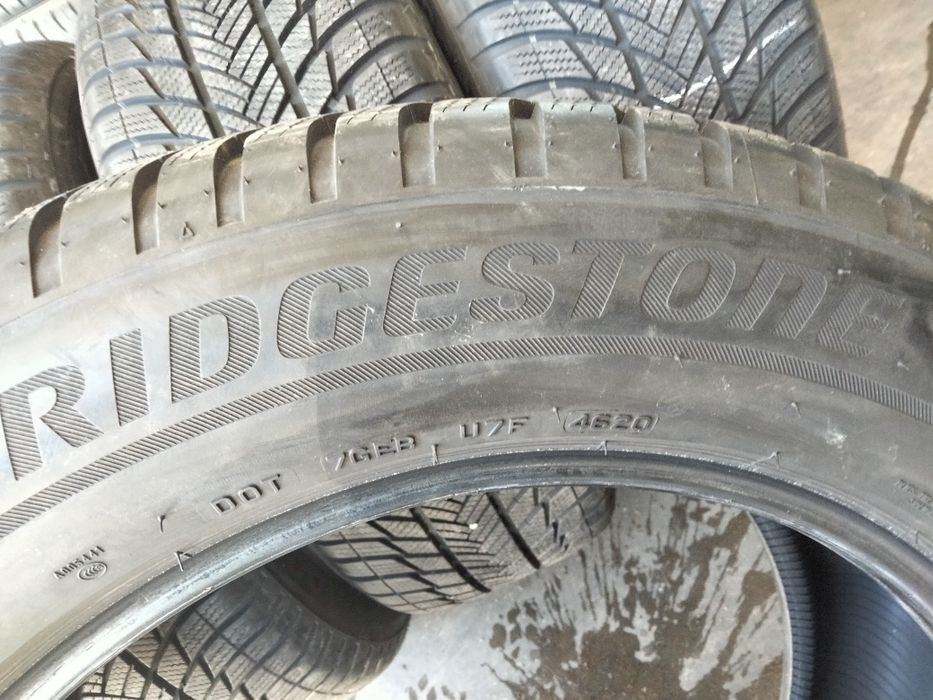 255 55R19 Bridgestone