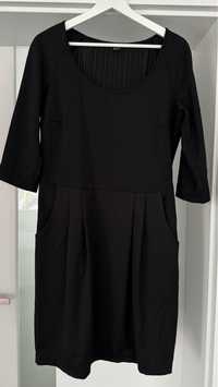 Czarna sukienka Esmara 40 L
