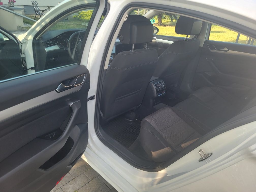 Volkswagen Passat B8 2016- R Line