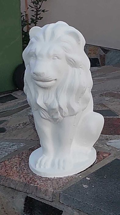 Lew figura betonowa do ogrodu
