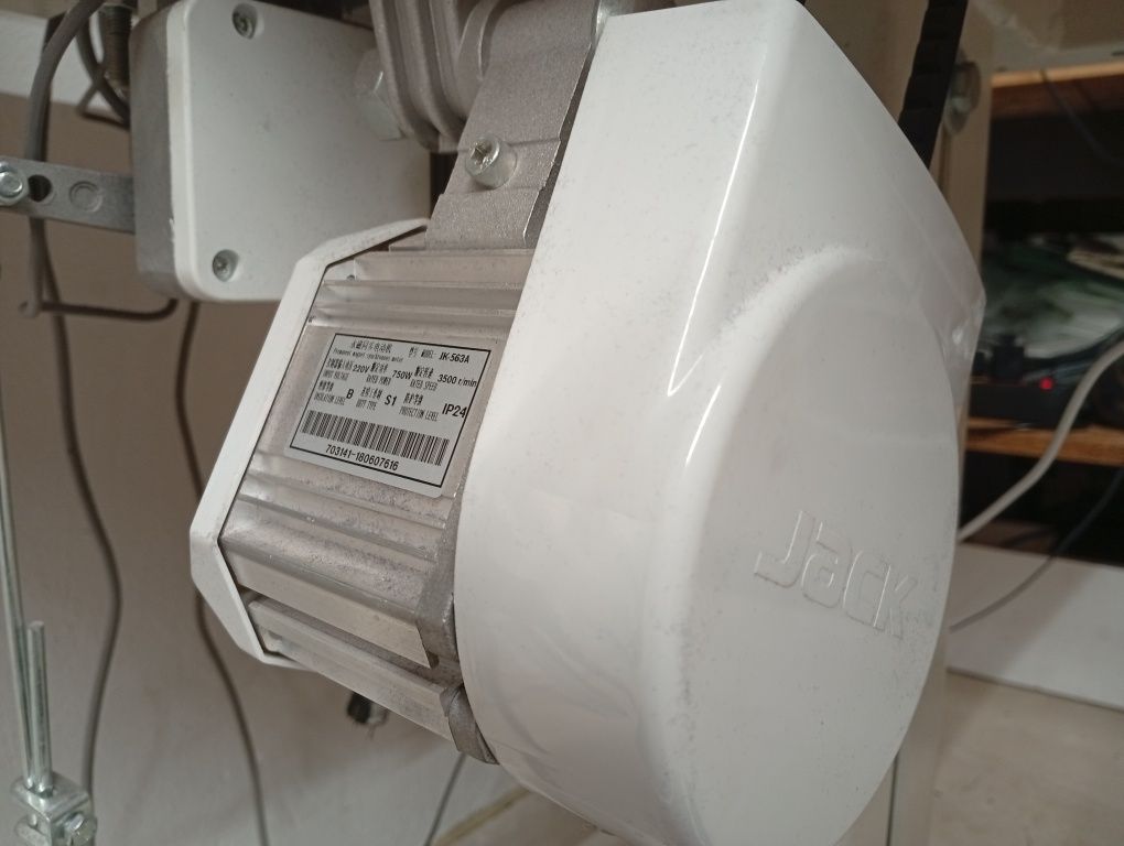 Ramieniówka Juki MS-1261 silnik servo energooszczędny