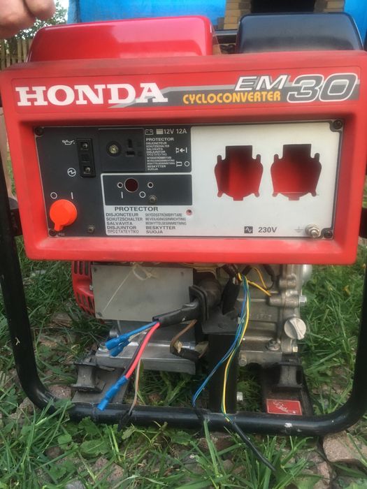 Продаю генератор