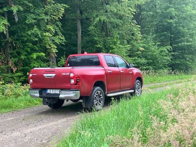 TOYOTA HILUX • 2023 • 2.8 D-4D 204 KM • 4x4 • Serwisowany • Z POLSKI