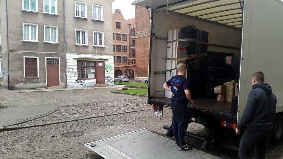 Transport BUS, Przeprowadzki Kalisz, Wywóz mebli, AGD, RTV na PSZOK