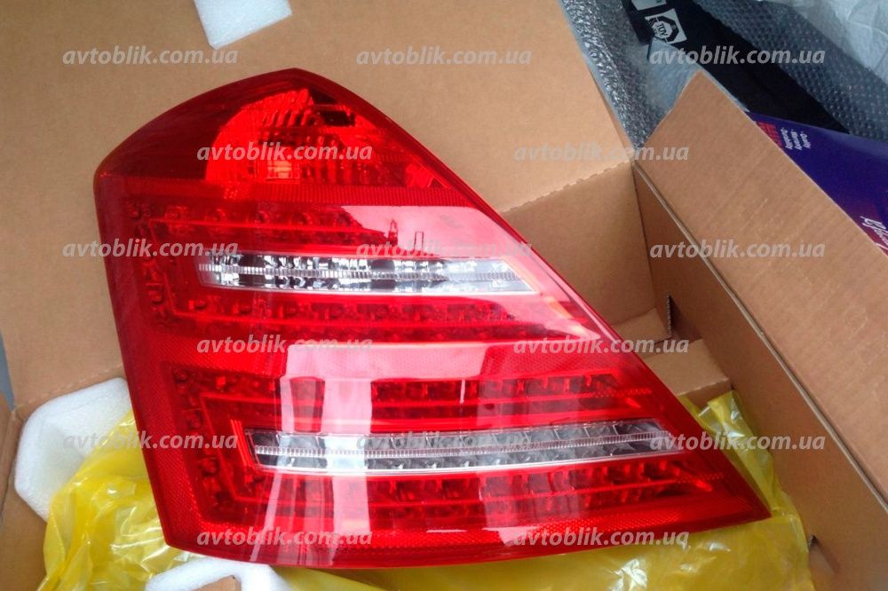 Задний фонарь Mercedes W 124, 210, 211, 220, 221, 168, 169, 463