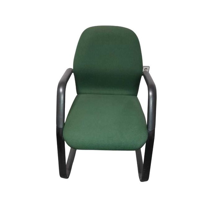 Cadeiras rotativa e fixas