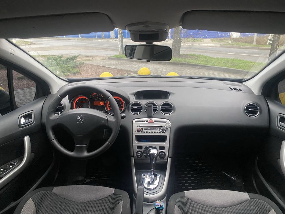 Peugeot 308/автомат/1.6