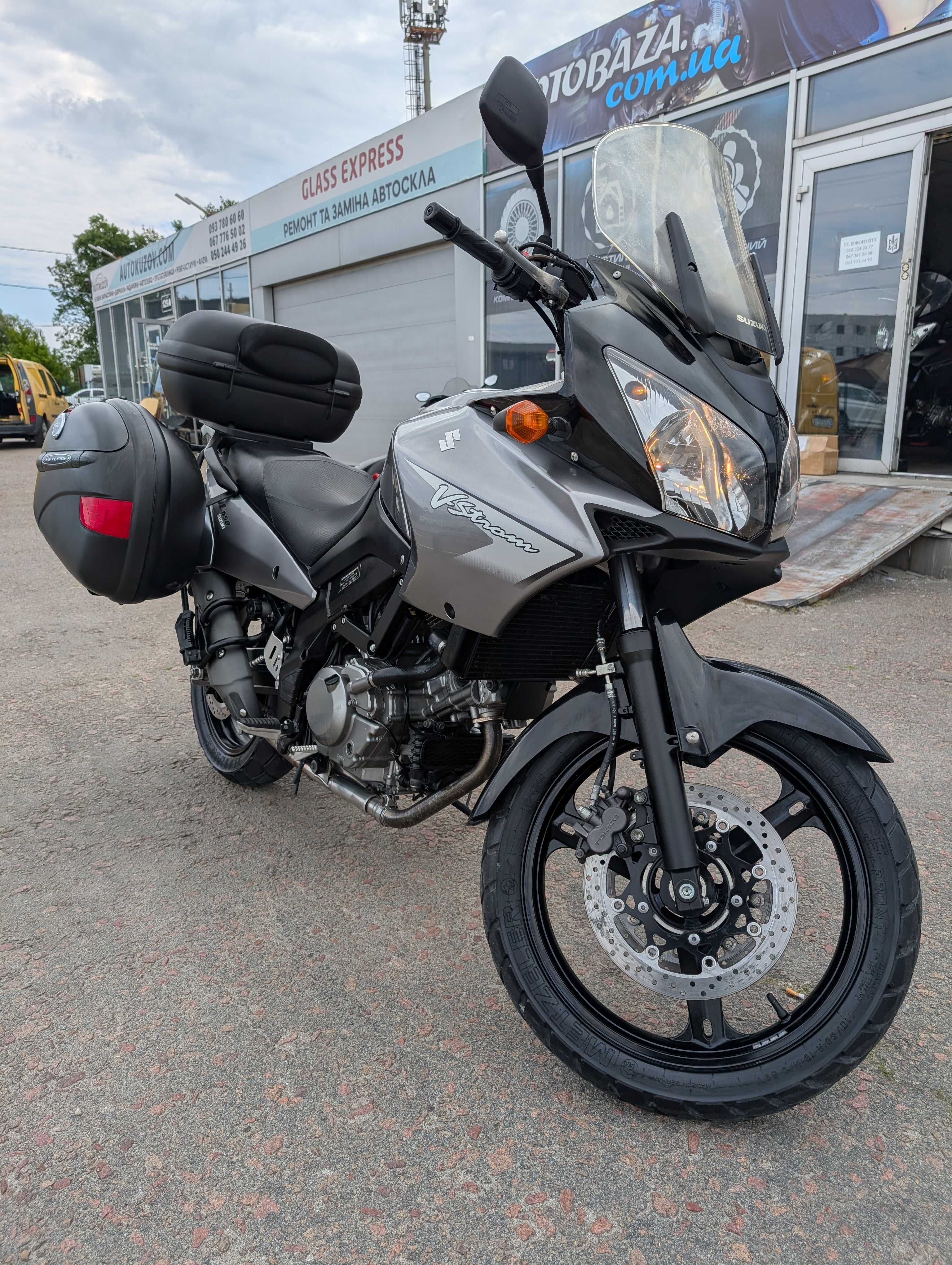 Мотоцикл Suzuki DL650V V-Strom MoToBaZa