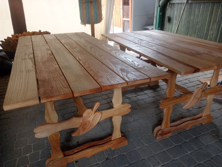 Stoły ogrodowe drewno jesion czerwony