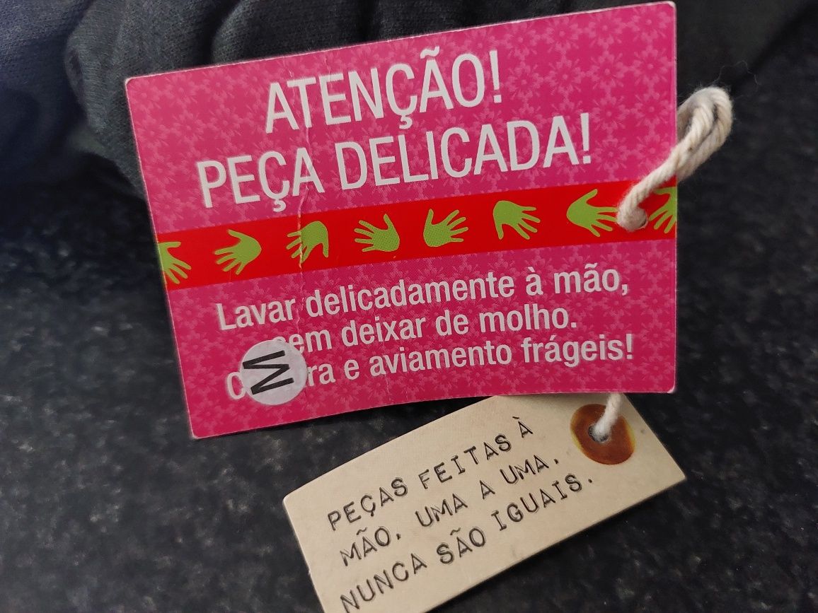 Vestido novo pintado à Mão