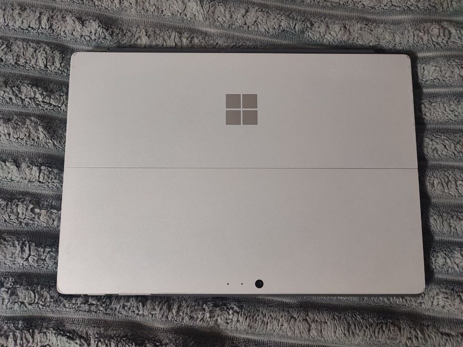 Планшет ноутбук surface pro 4 4/128 ssd