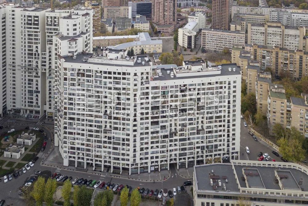 140 м2 3 к квартира ЖК Панорама Коновальця 44а Печерська