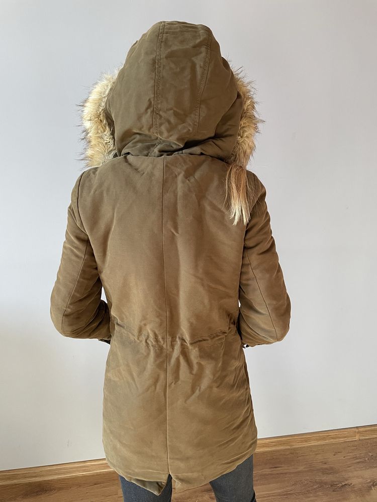 Płaszczyk parka Zara