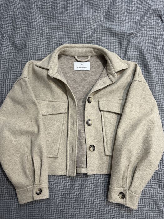 Стильний жакет Stradivarius