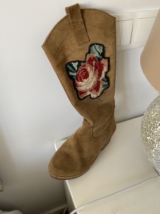 XUZ Novas botas cano alto