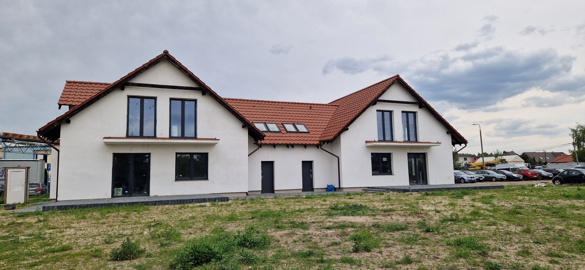 Dom dla pracownikow w Bialych Blotach