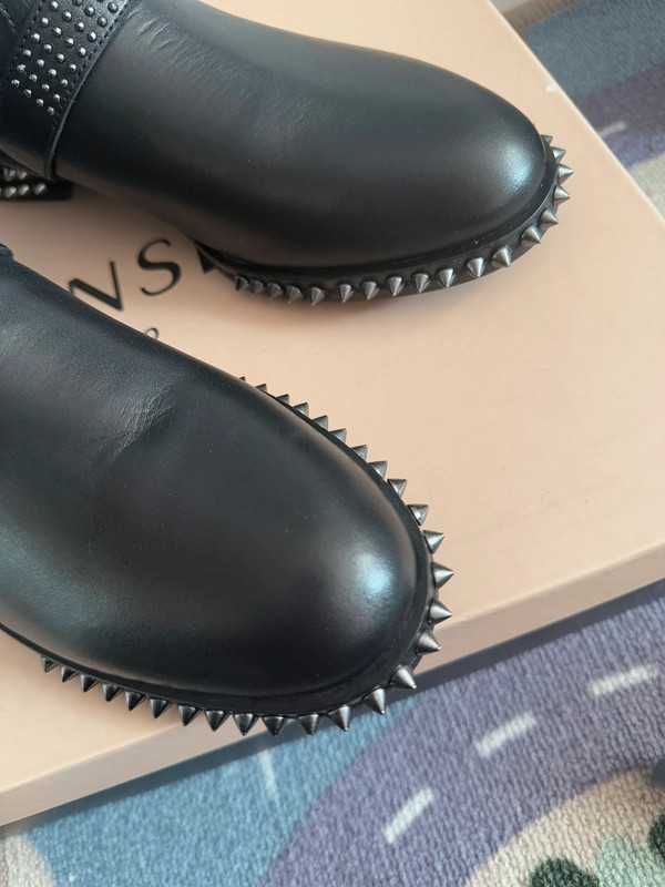 Czarne botki biker Twinset Milano z ćwiekami skóra 39
