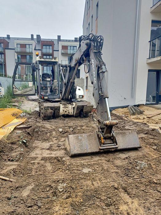 Wynajem koparki z operatorem