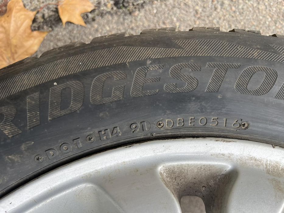 255/55 R18 Bridgestone Blizzak Шини Зима Продам Колеса в зборі
