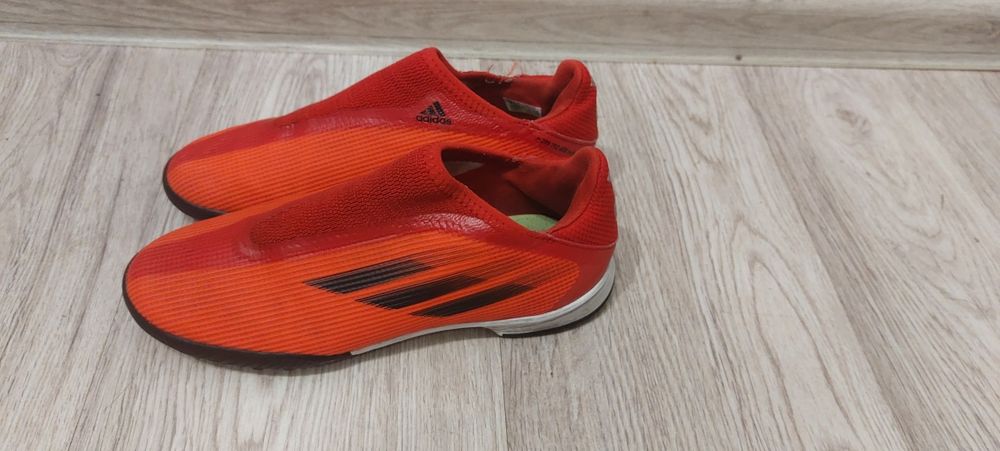 Stókrotki adidas predator