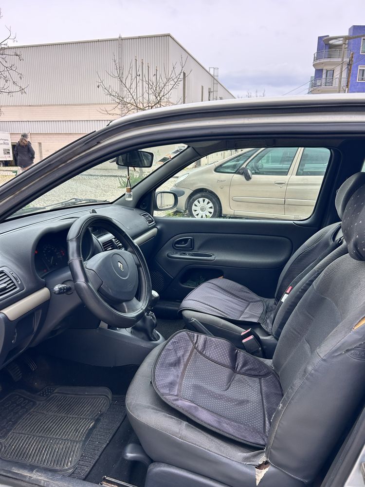 Renault Clio 1.5