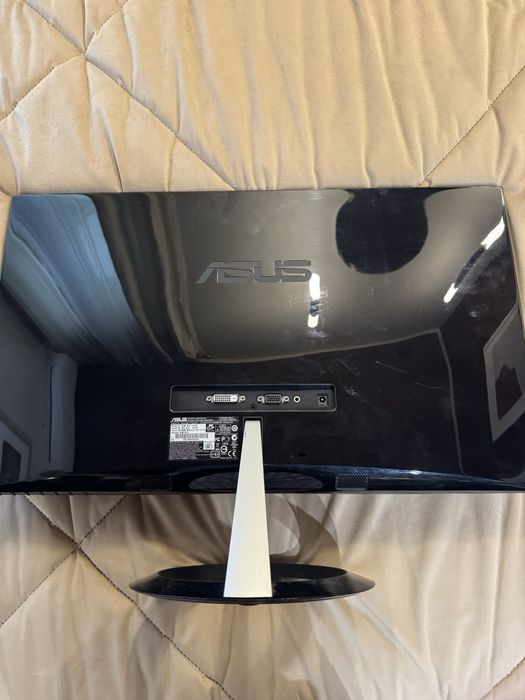 Monitor Asus 23” VX238T