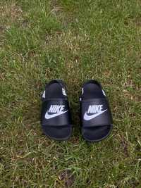 Дитячі оригінальні сандалі Nike