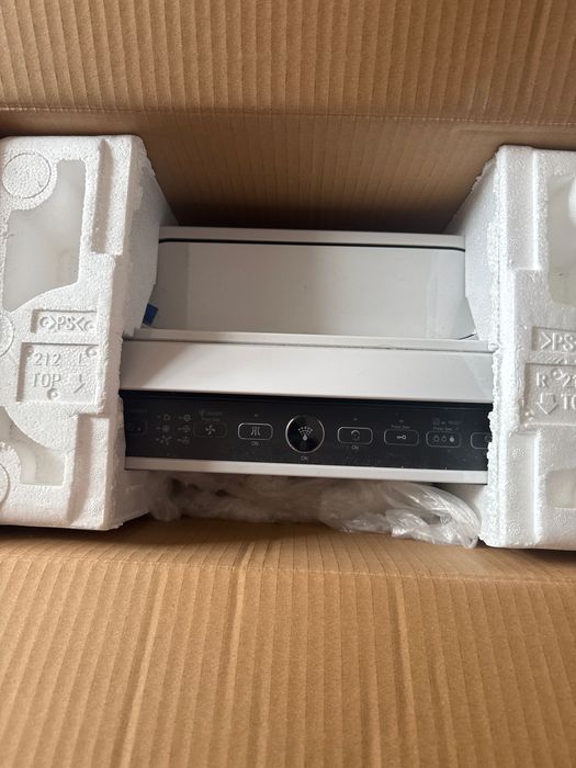 Очисник повітря Sharp UA-HD40E-L продам