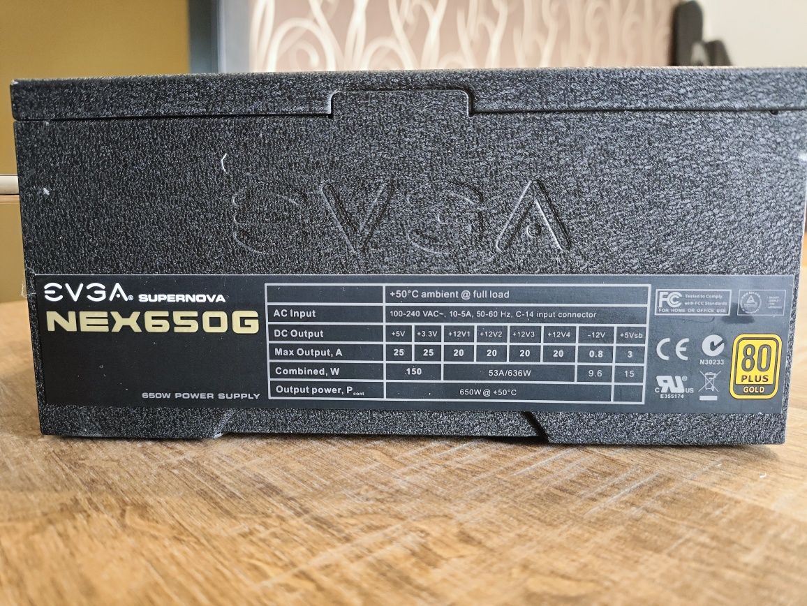 Блок живлення EVGA SuperNOVA NEX650G 650W Gold