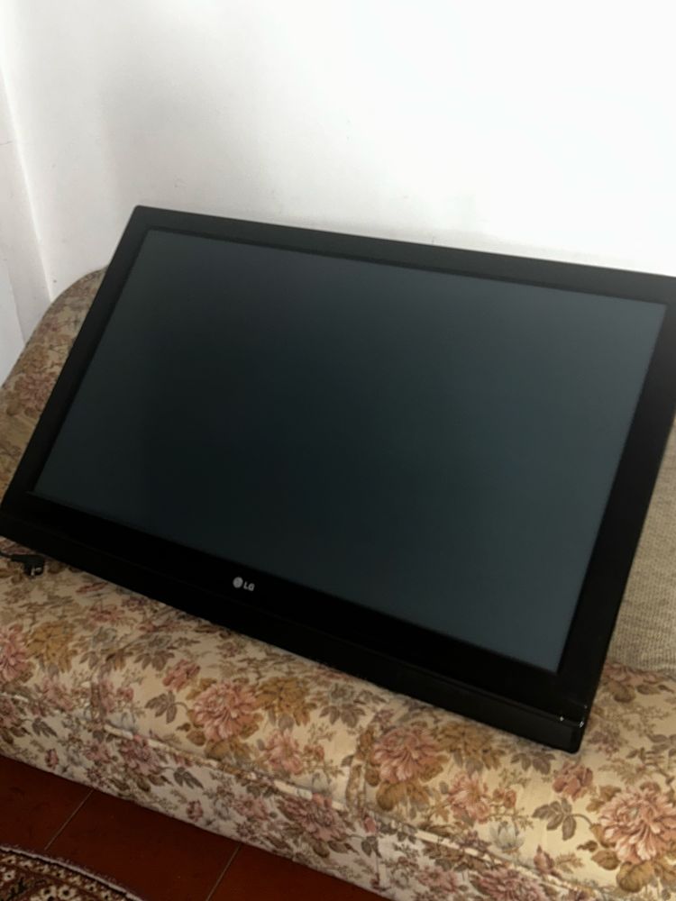 TV LG – Boa imagem, ideal para quarto ou gaming
