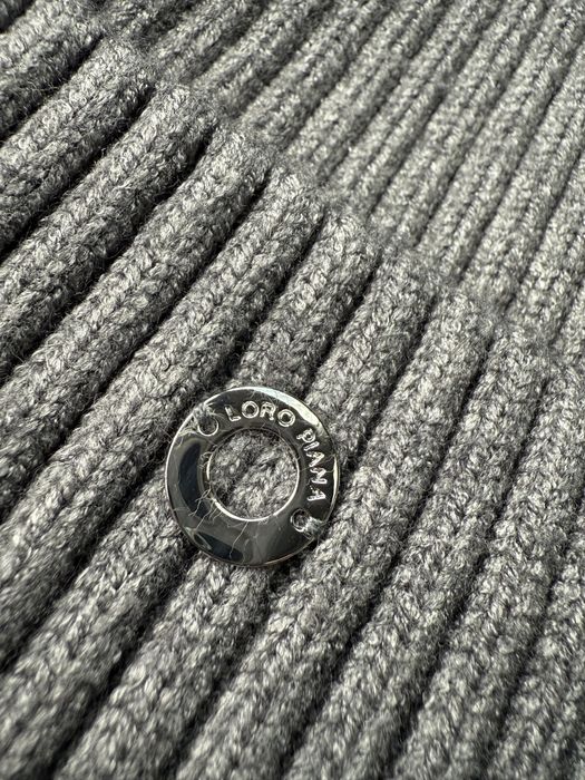 Шапка жіноча Loro Piana сіра чорна нова