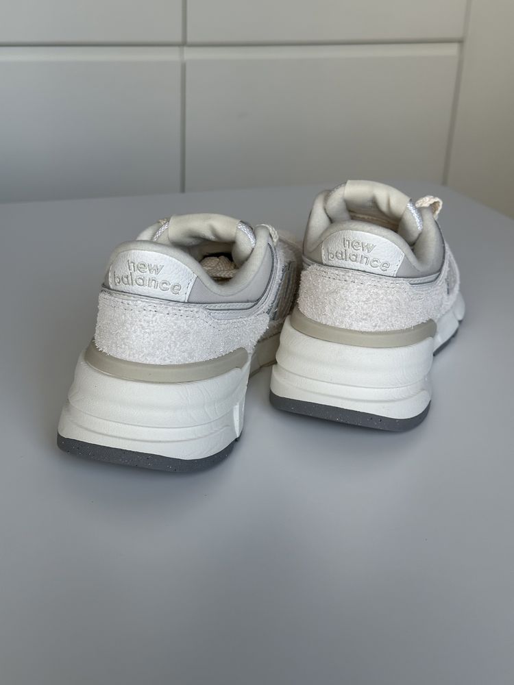 Жіночі Кросівки New Balance 997R Оригінал Кросовки Оригинал