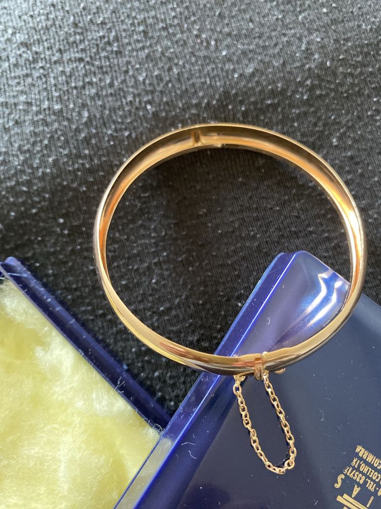 Pulseira de ouro de Lei