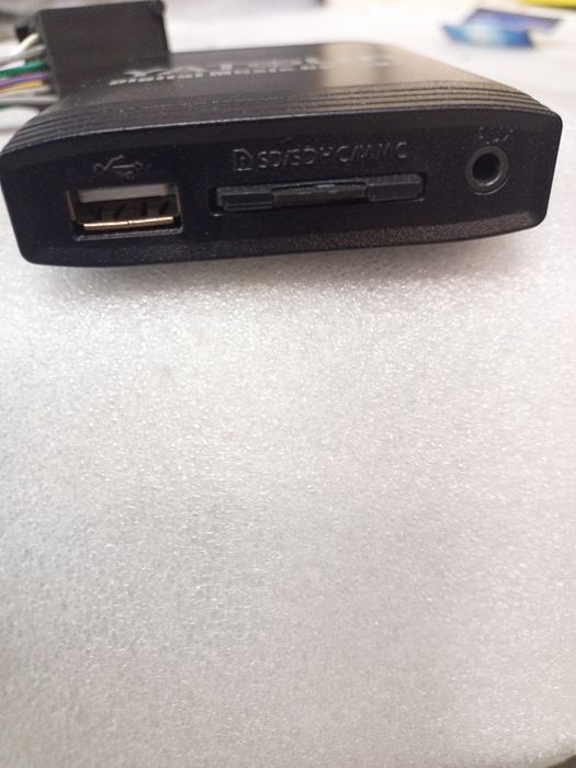 Адаптер Yatour YT-M06 BM4 для магнітол BMW