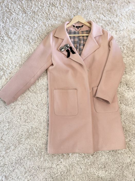 Весняне пальто, рожеве пальто