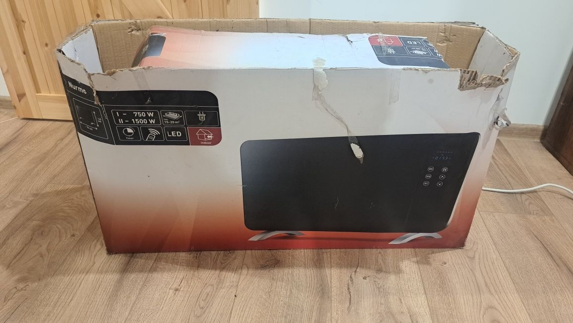 Grzejnik panelowy  szklany 1500W