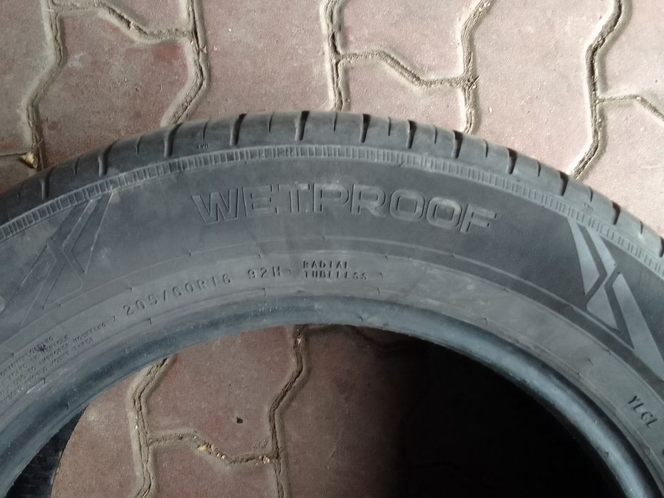 Opona letnia 205/60r16 NOKIAN 2022r 6mm