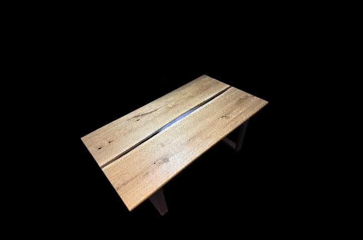 Стіл із натурального дуба