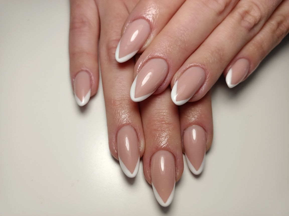 Manicure hybrydowy,  przedłużanie żelem , paznokcie