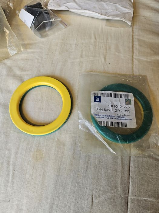 Опорні підшипники Опель Омега Opel Omega