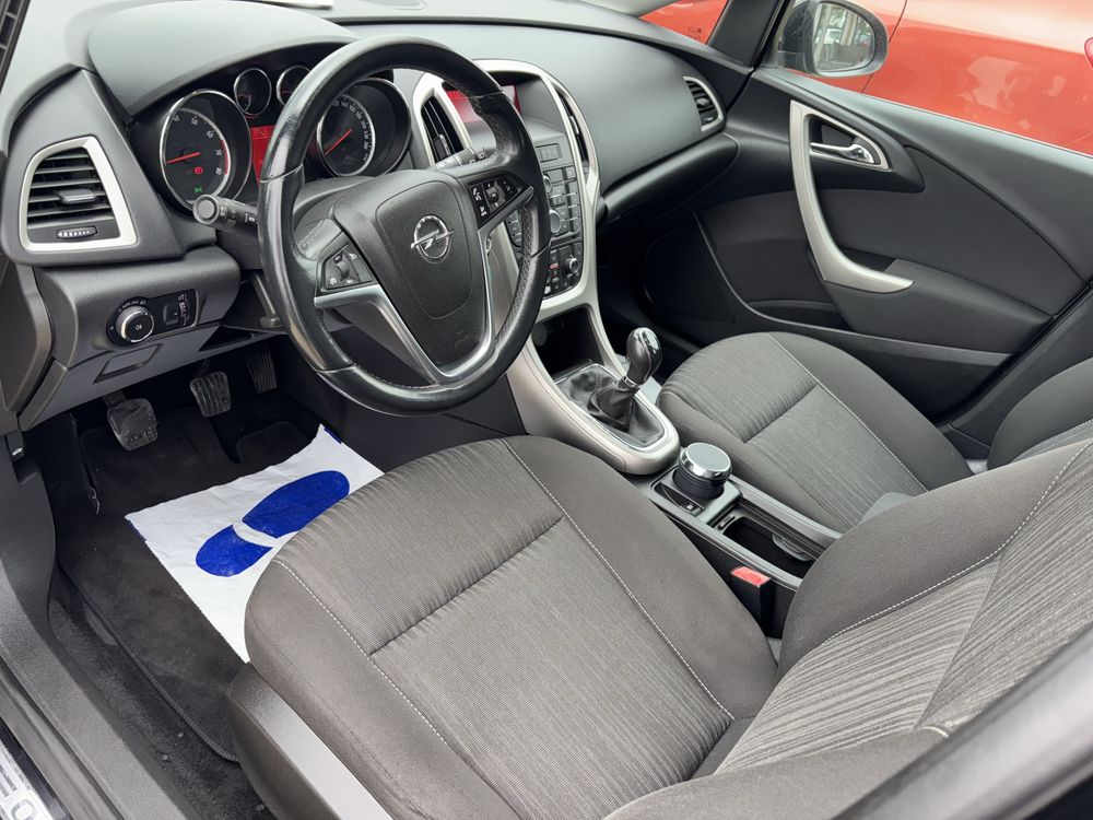 Opel Astra J | 1.4 Turbo Benzyna | 2011 | Super Stan