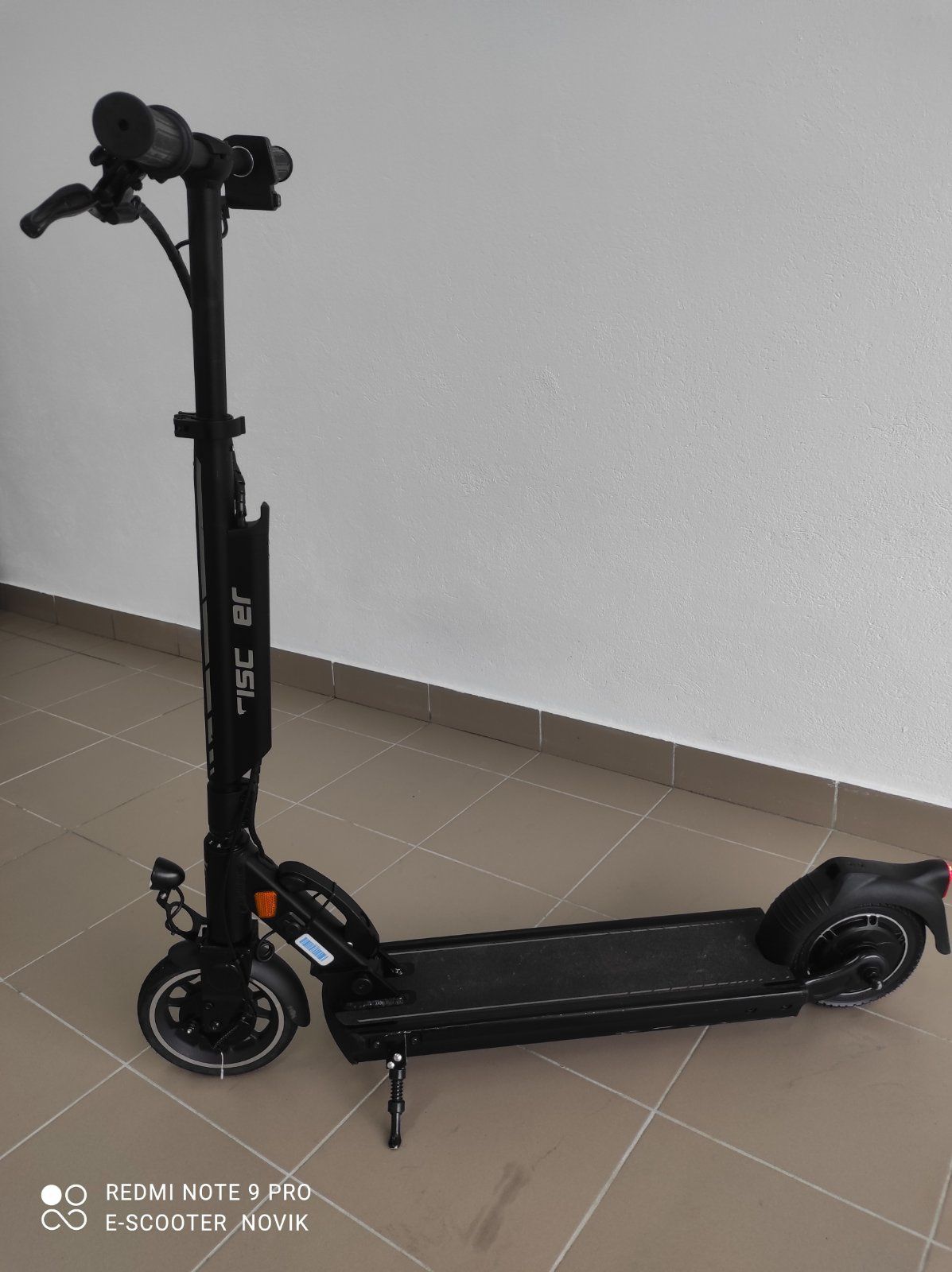 Електросамокат Fischer ioco 1.0 E-Scooter 8 дюймів