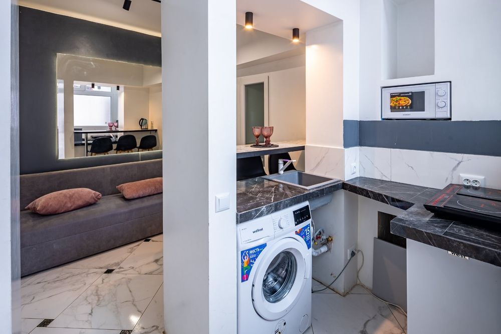 подобово 2к. Пл. Ринок, Реберня, Криївка, вул.Лесі Українки. Центр