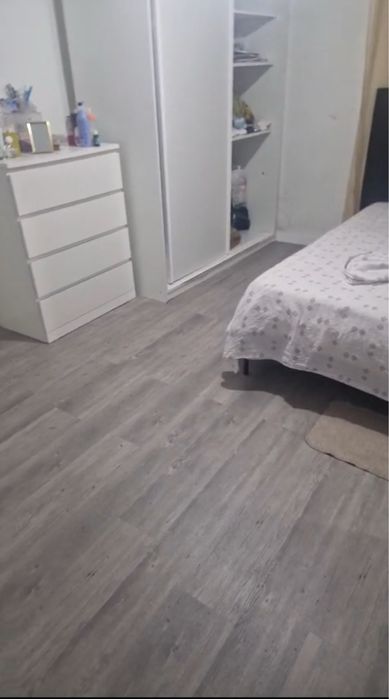 Quarto na tapada das merces, a 30 segundos da estacao de comboio