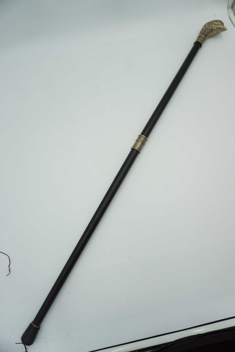 LASKA SPACEROWA Stylowa rączka orzeł