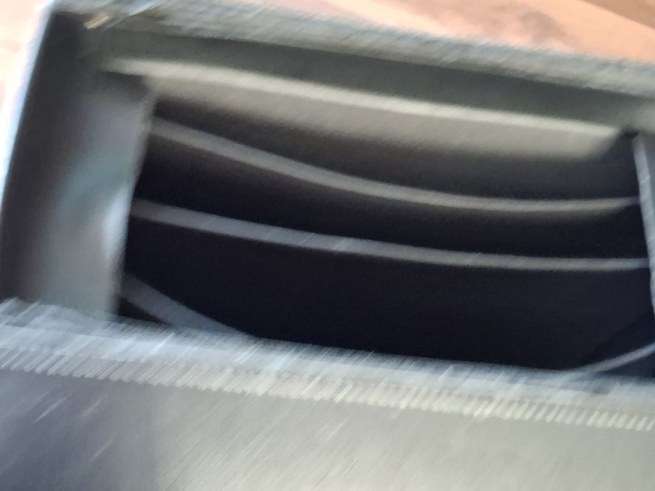 Dyplomatką- neseser  ze skóry