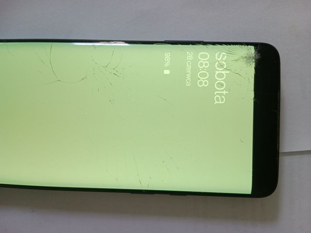 Telefon OnePlus 7T Pro uszkodzony wyświetlacz
