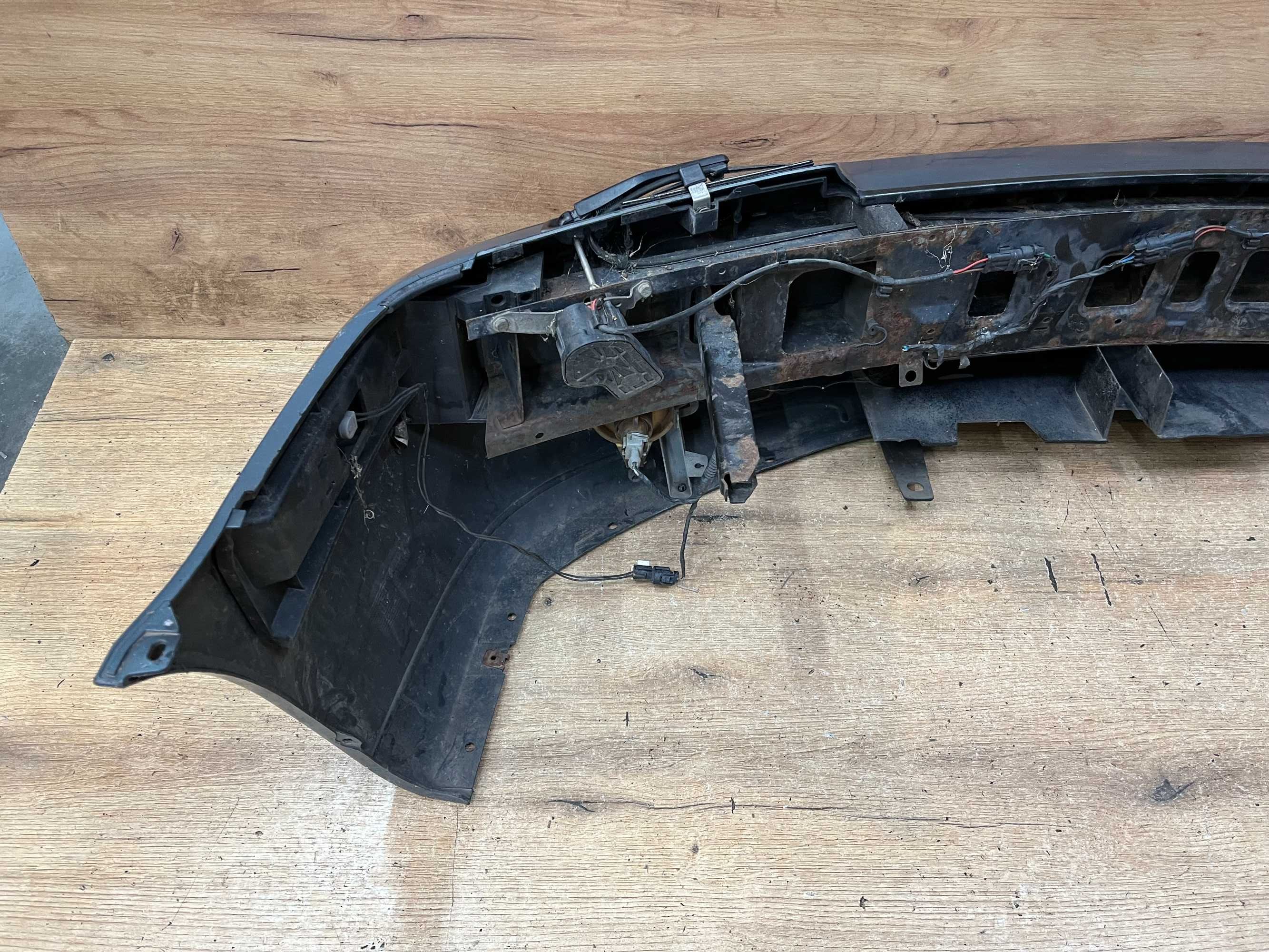 Zderzak przedni Volvo V40/S40 kolor 348-32